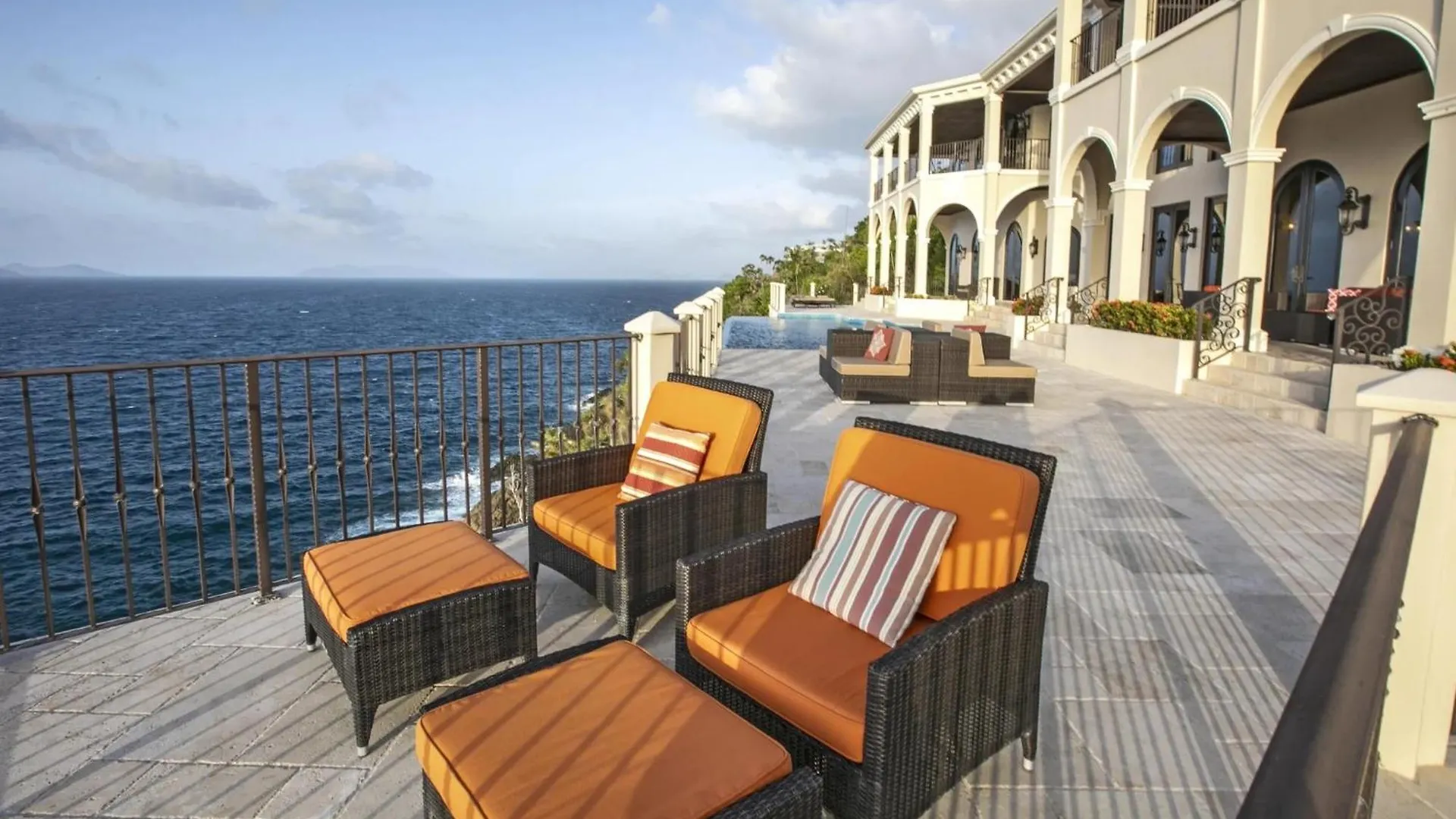 Villa Azure Bloom Lovenlund